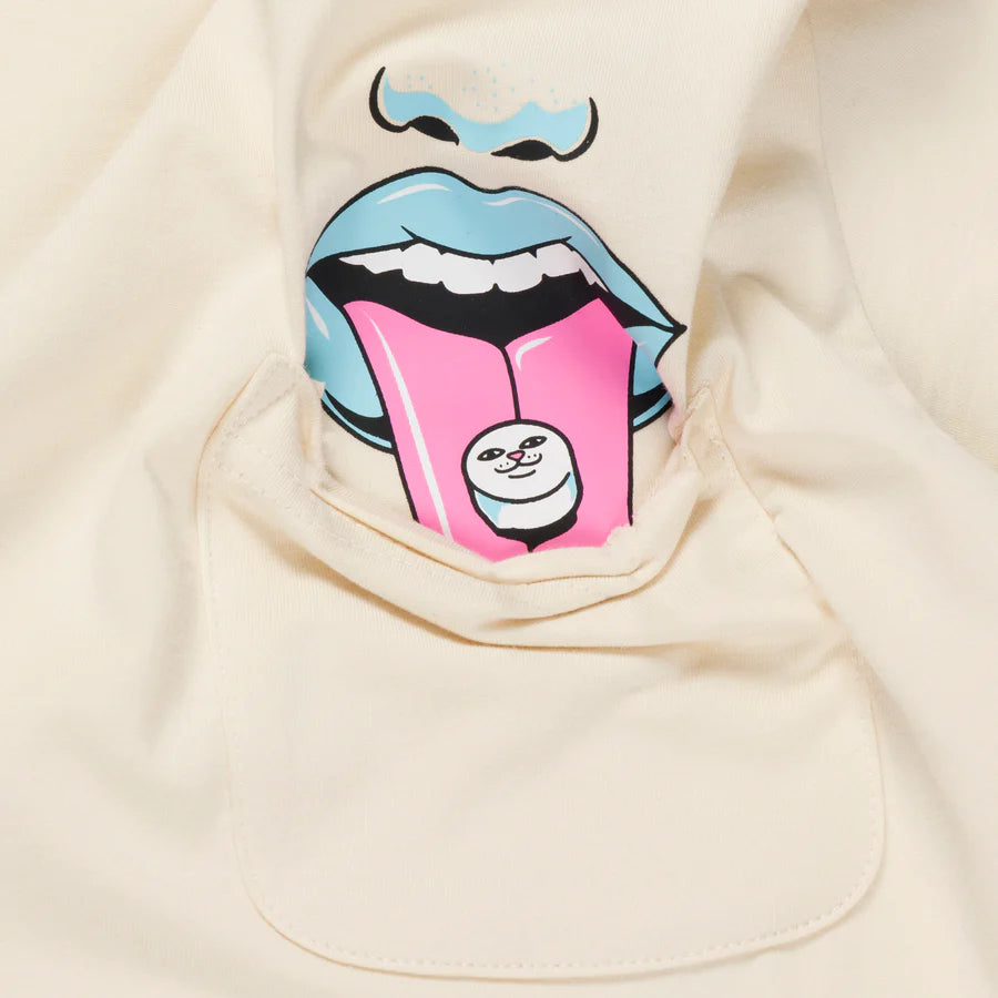 PLAYERA TAKE YOUR MEDS POCKET (NATURAL)