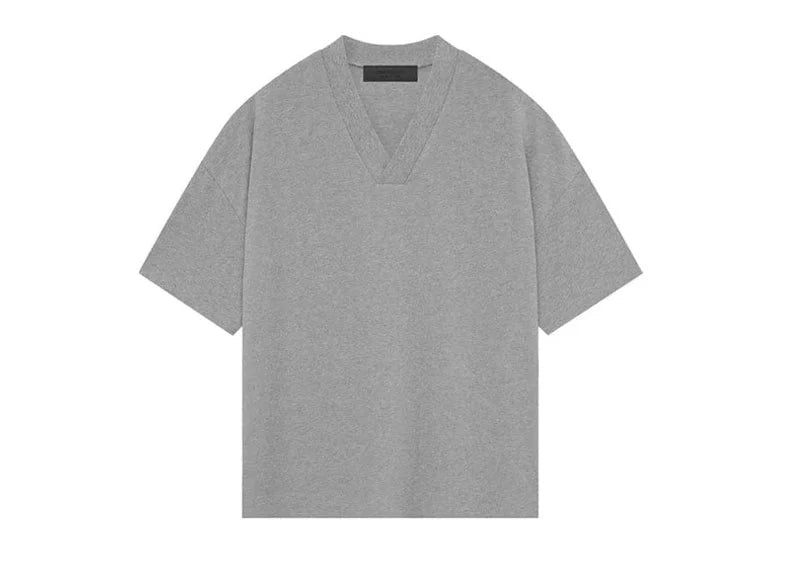 PLAYERA ESSENTIAL CUELLO “V” (Dark Heather Oatmeal)