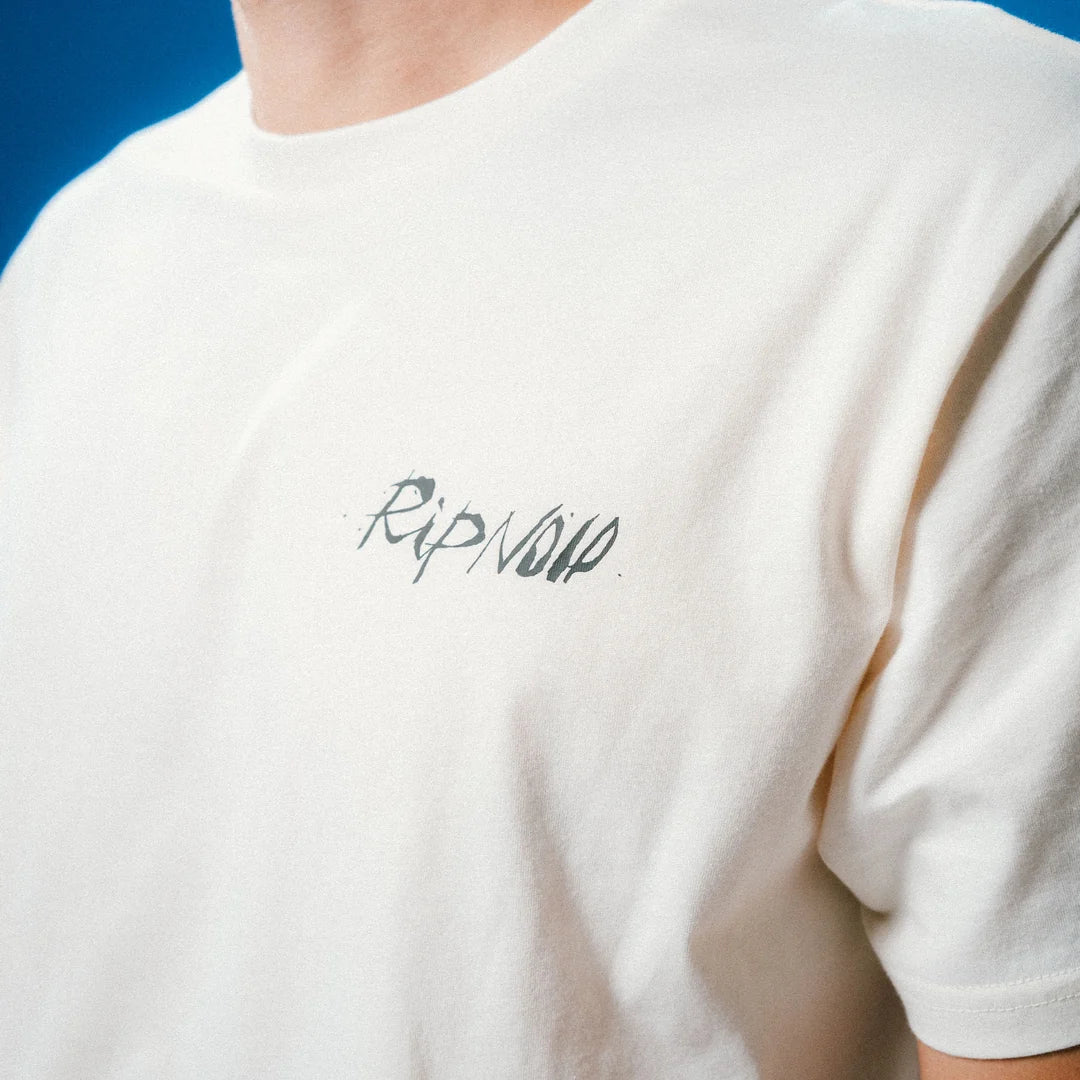 PLAYERA DRIVE THRU (BONE)