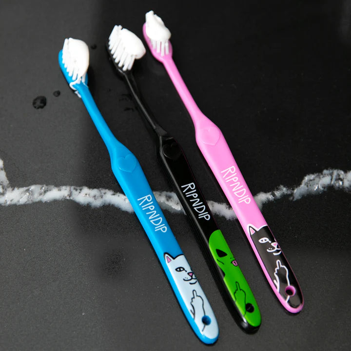 PAQUETE DE 3 CEPILLOS DE DIENTES PERSONAJES RIPNDIP (MULTI)