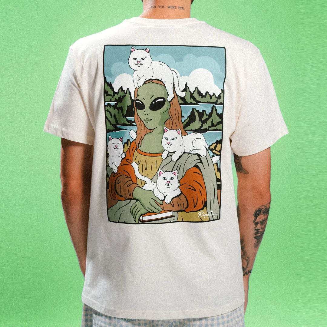 PLAYERA HERE ALL ALONG (BONE)