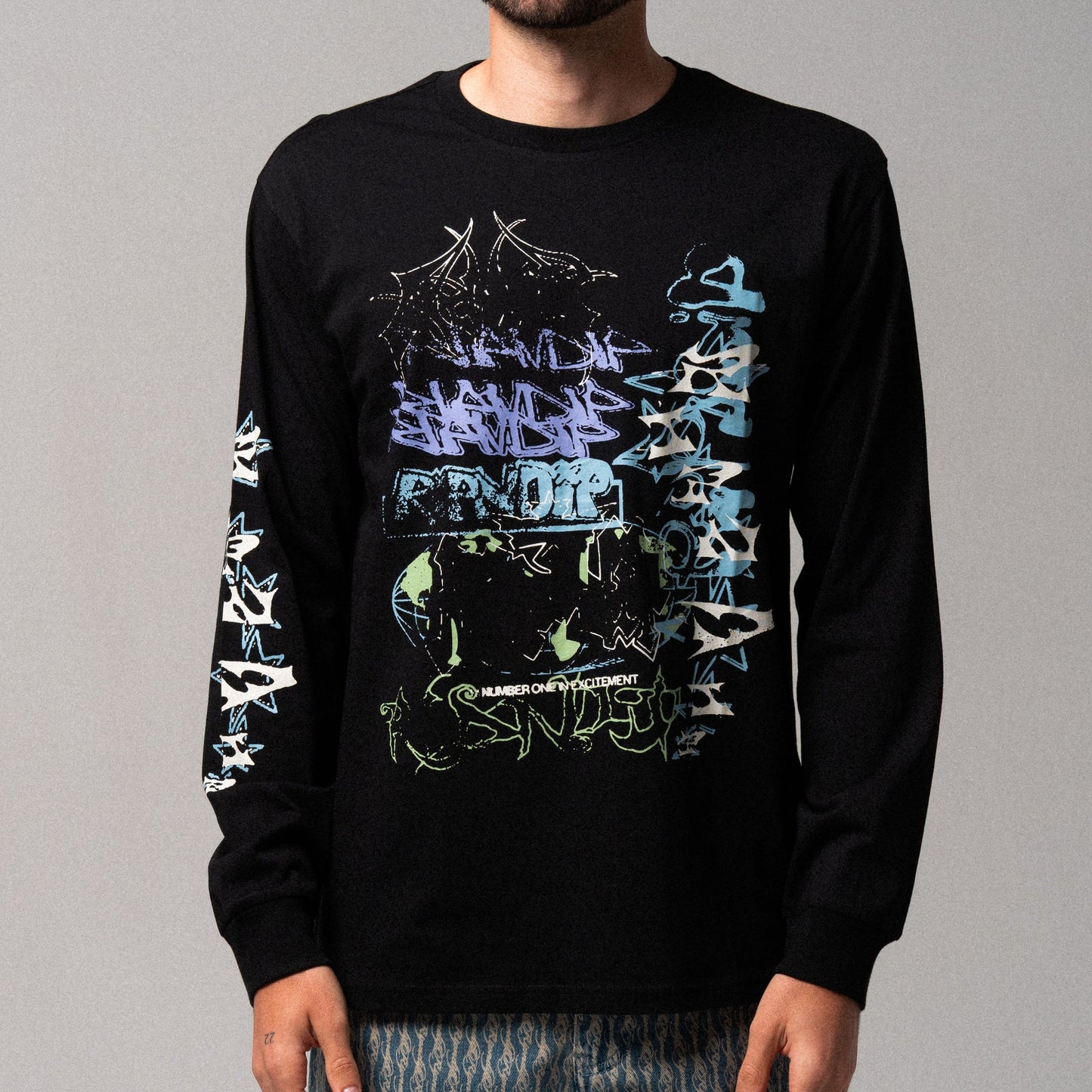 PLAYERA WORLD WIDE MADNESS (NEGRO)