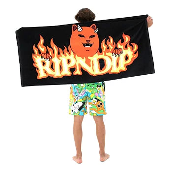 TOALLA DE PLAYA DEVILS WORK (NEGRO)