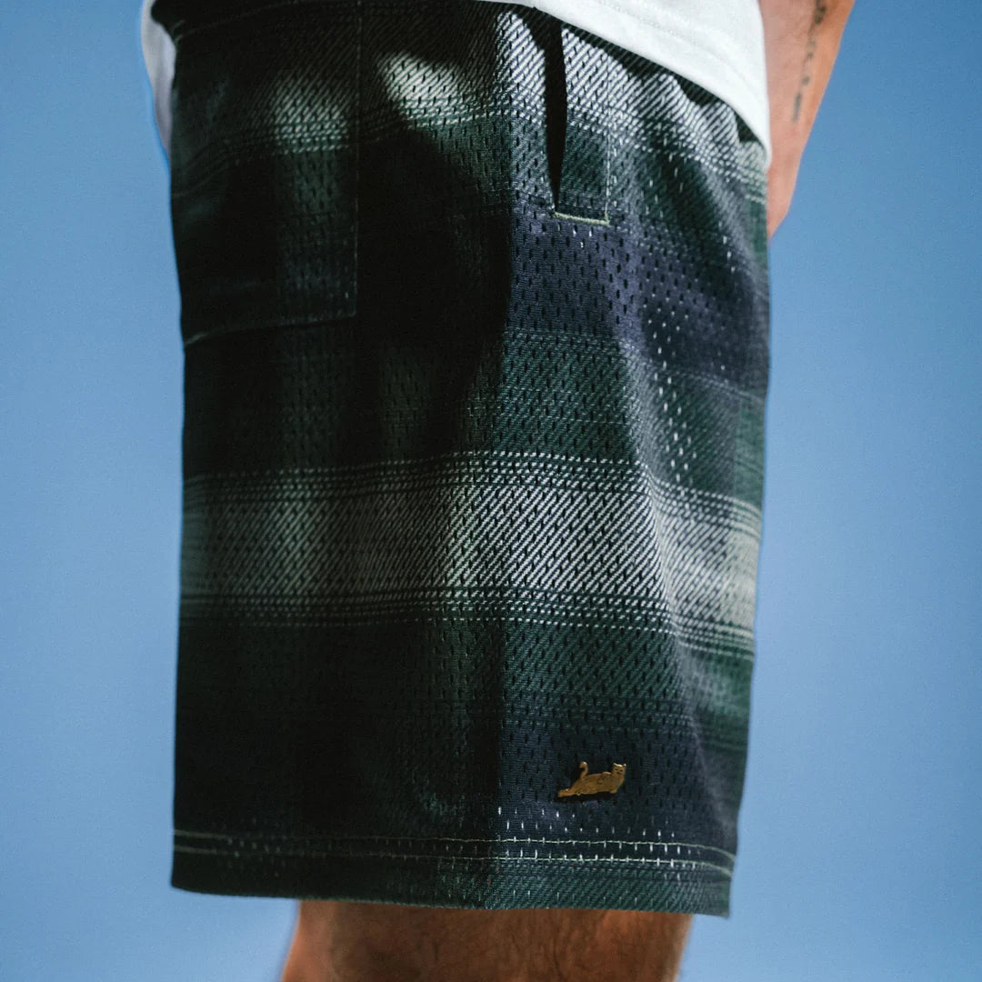 SHORT SLATER MESH (NAVY / FOREST PLAID)