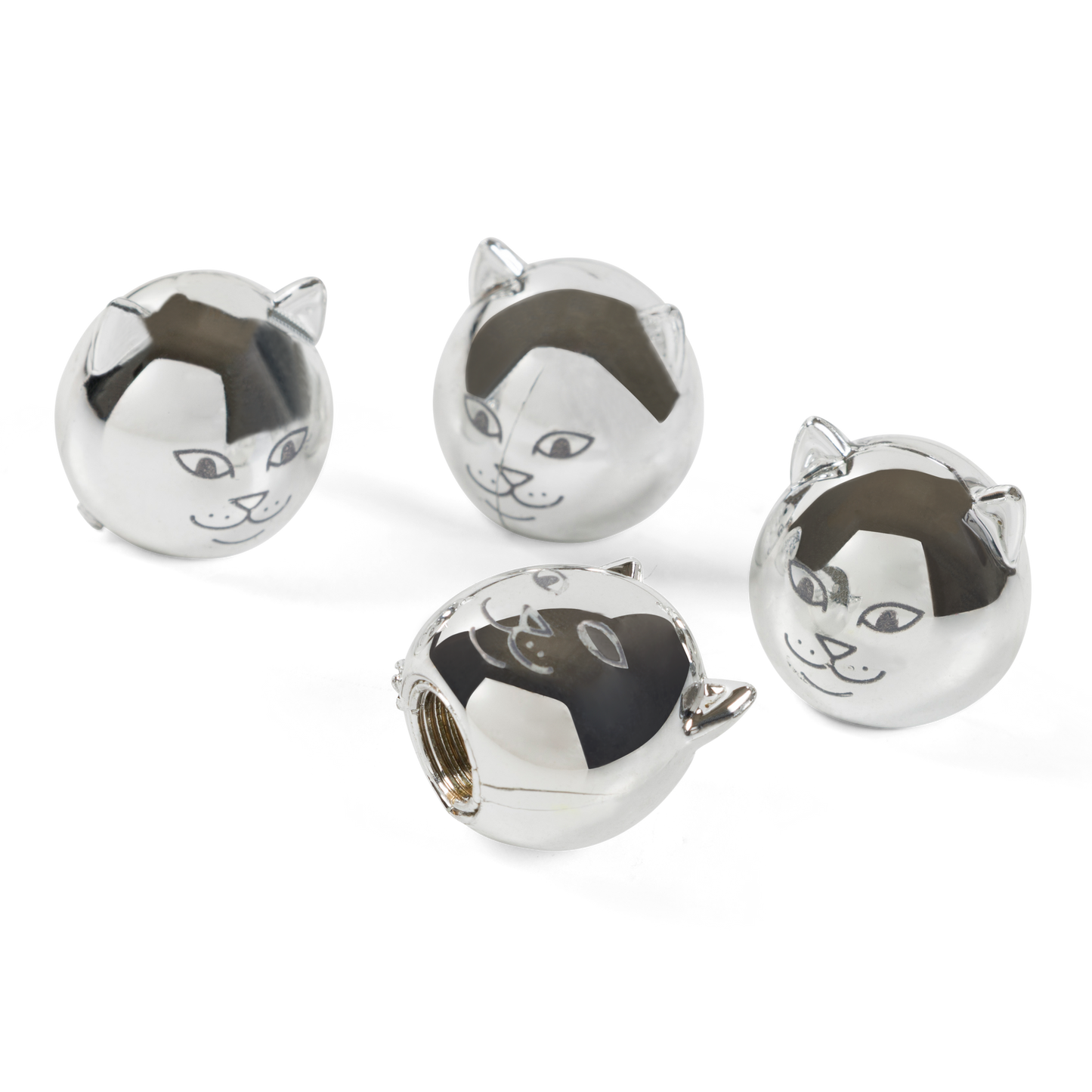 TAPAS DE NEUMÁTICOS LORD NERMAL (PLATA)