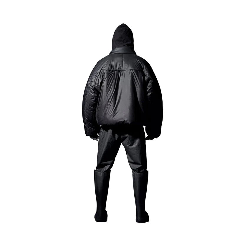 YEEZY GAP ENGINEERED BY BALENCIAGA
ROUND JACKET V2 (NEGRO)