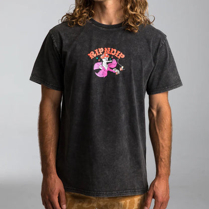 PLAYERA TAKE A TRIP (NEGRO WASH )