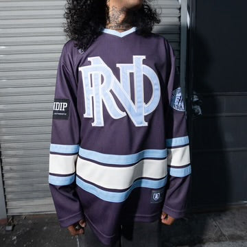 NO DAYS OFF HOCKEY JERSEY (PLUM)
