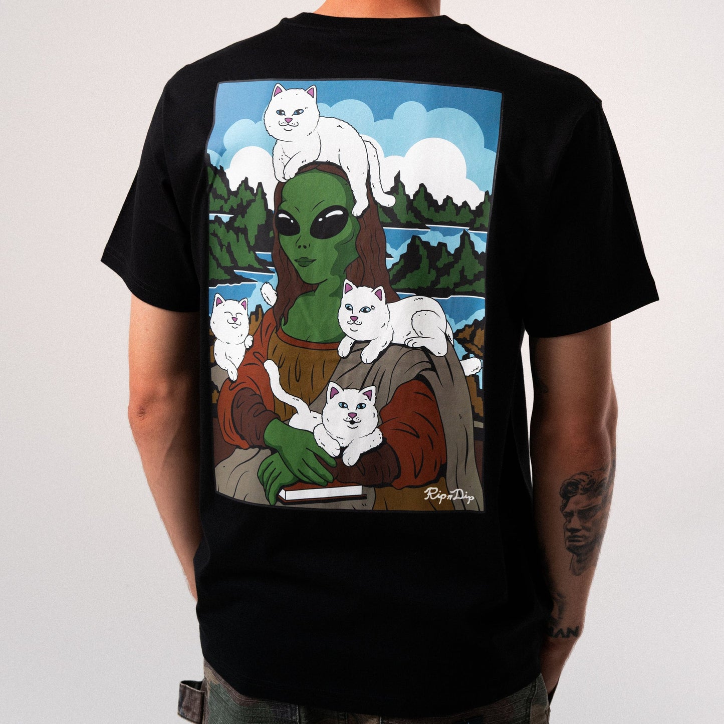 PLAYERA HERE ALL ALONG (NEGRO)