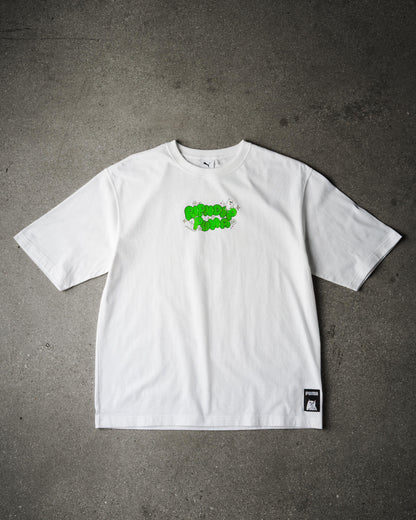TEE RIPNDIP X PUMA BOXY GRAPHIC “PUMA” (Blanco)