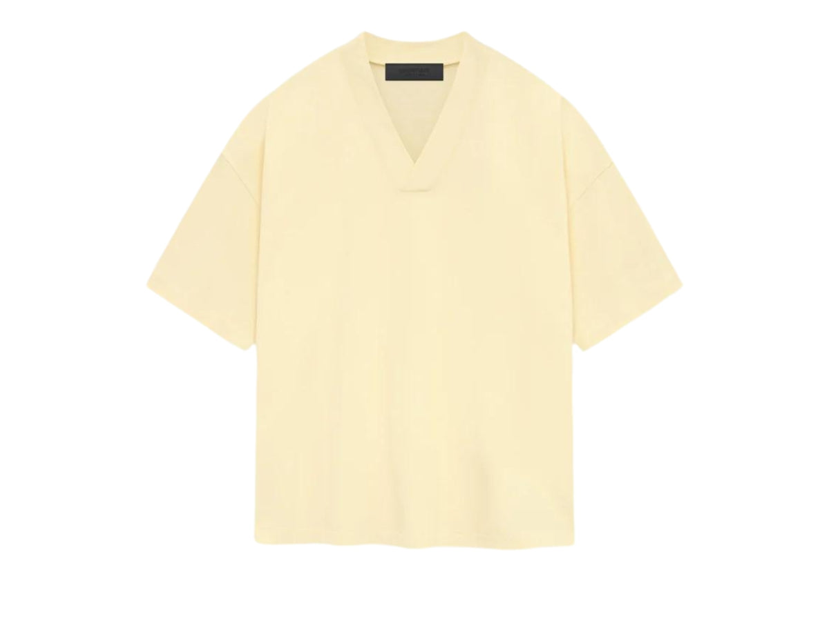 PLAYERA ESSENTIAL CUELLO “V” (GARDEN YELLOW)